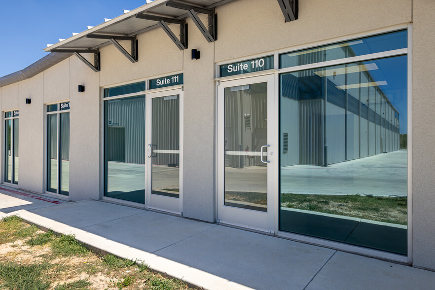 3414 W Loop 1604 S, San Antonio, TX for lease - Building Photo - Image 3 of 13