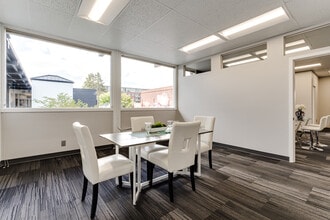 1445 Willamette St, Eugene, OR for lease Interior Photo- Image 2 of 7