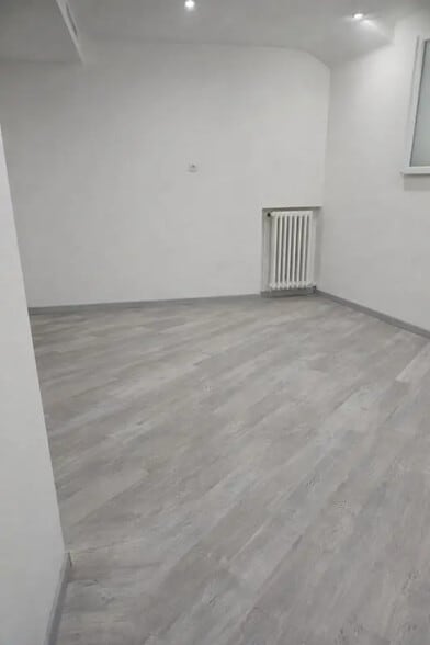 Flex in Nice for sale - Interior Photo - Image 2 of 7