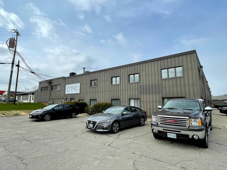 249 Western Ave, Augusta, ME à vendre - Photo du bâtiment - Image 2 de 15