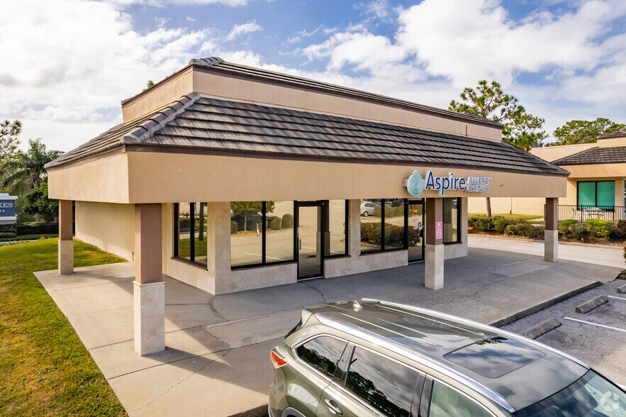 31918 US Highway 19 N, Palm Harbor, FL à louer - Photo du bâtiment - Image 3 de 30