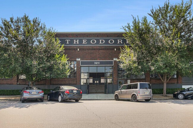 Plus de détails pour 3211 2nd Ave S, Birmingham, AL - Flex à vendre