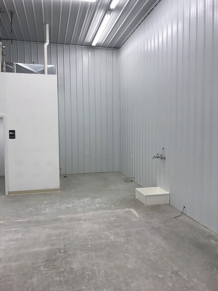 600 Langley Ave, Saint Joseph, MI à louer - Photo intérieure - Image 3 de 5