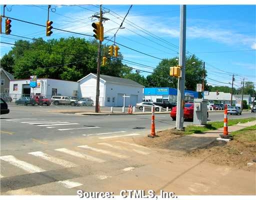 598 Main St, East Haven, CT for sale - Building Photo - Image 1 of 1