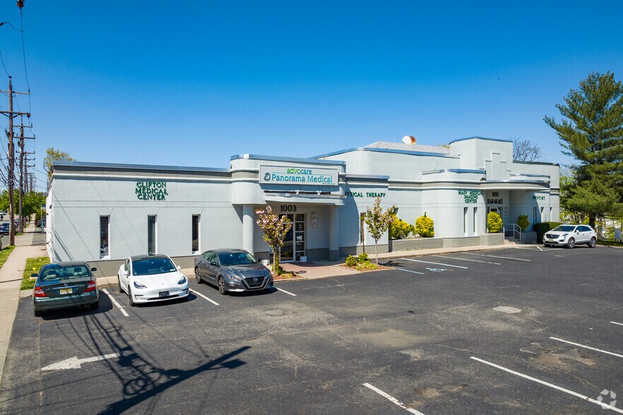 1003 Main Ave, Clifton, NJ à louer - Photo du bâtiment - Image 2 de 10