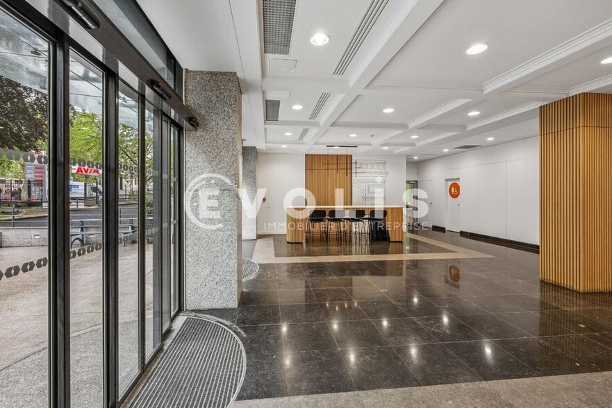 99 Avenue Aristide Briand, Montrouge for sale - Building Photo - Image 2 of 18
