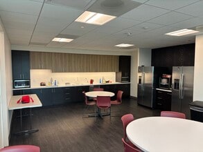 21000 Atlantic Blvd, Dulles, VA for lease Interior Photo- Image 2 of 6