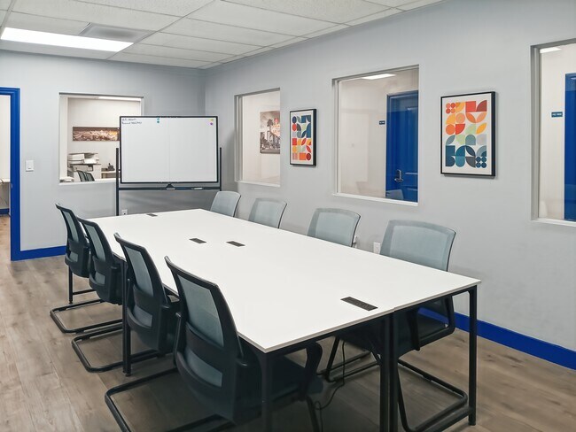 More details for 105 N Rose St, Escondido, CA - Coworking for Lease