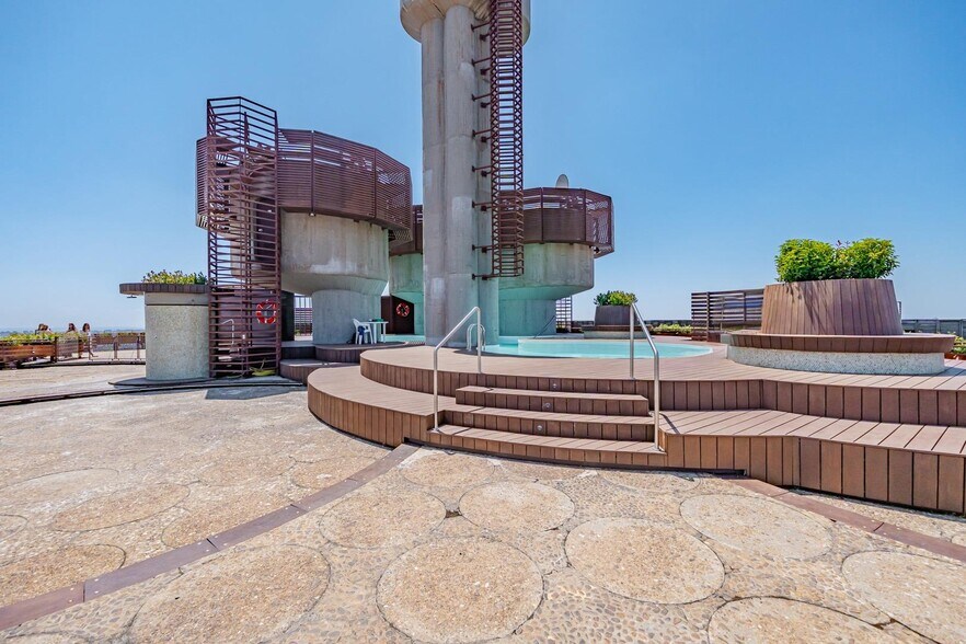 Avenida de América, 37, Madrid, Madrid à vendre - Photo du bâtiment - Image 3 de 8