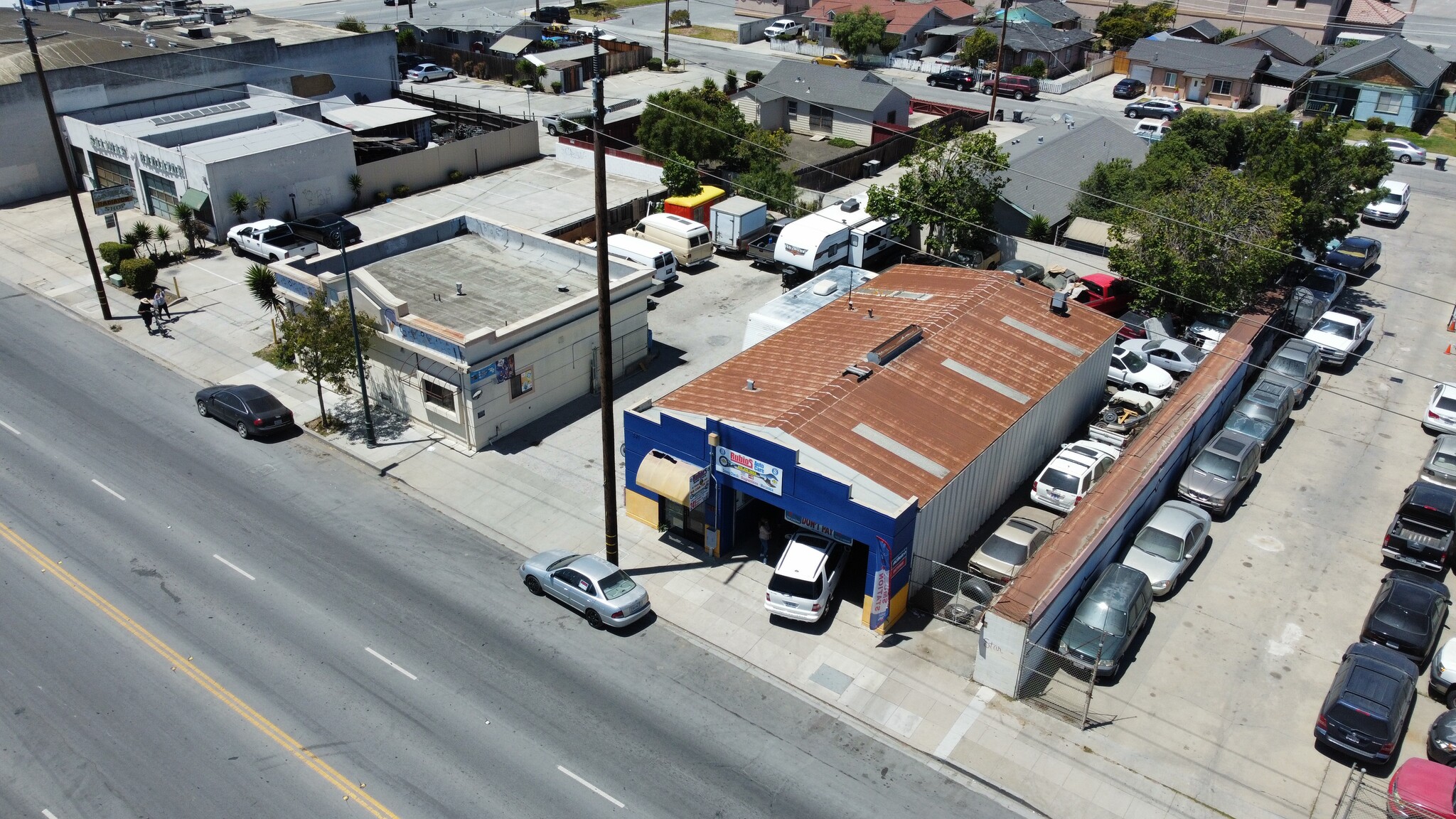 241 E Market St, Salinas, CA à vendre Photo du bâtiment- Image 1 de 1