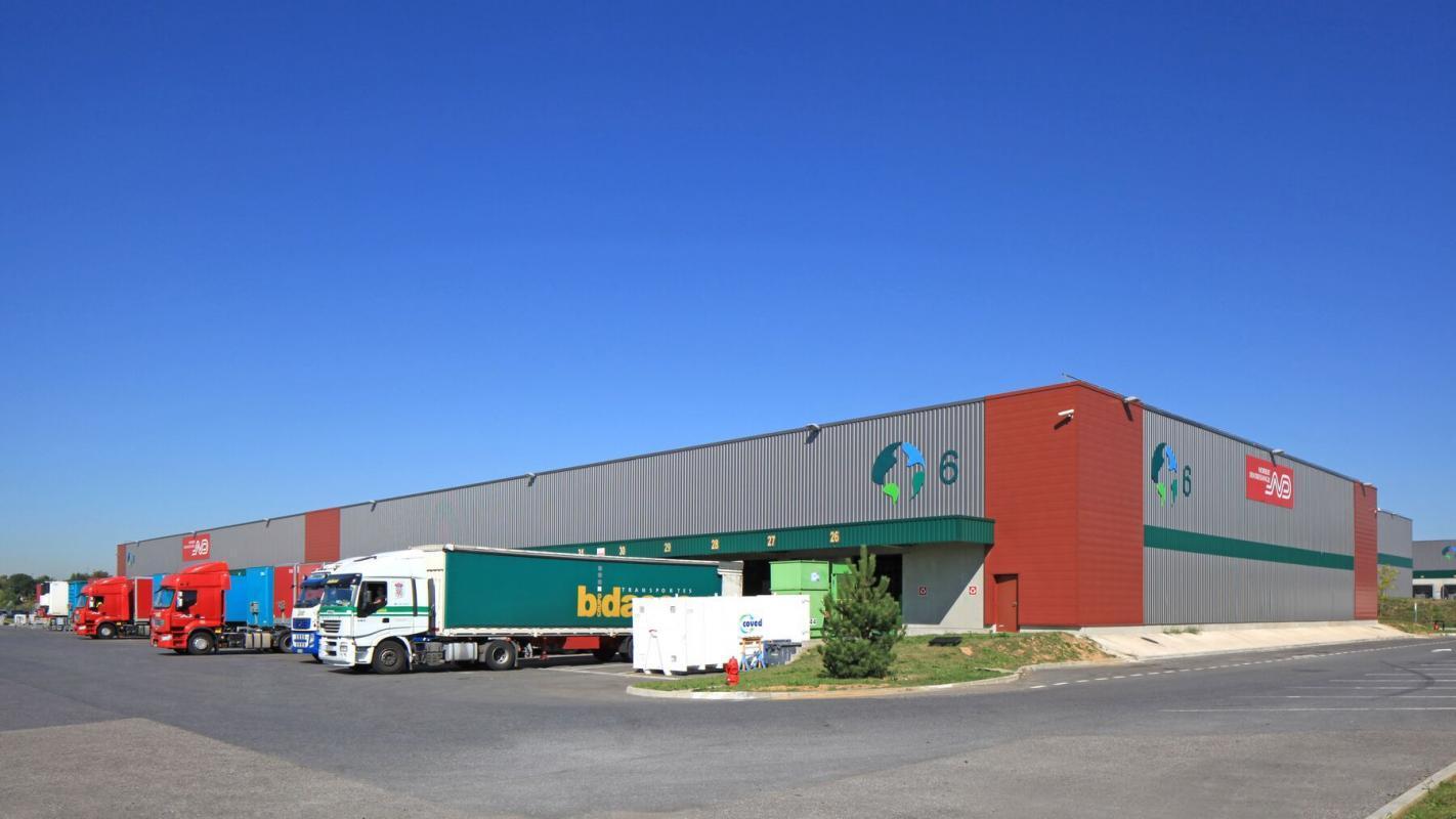 Industrial in Vémars for lease Building Photo- Image 1 of 6