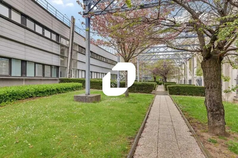 Flex dans Saint-Denis à louer - Photo du bâtiment - Image 2 de 21