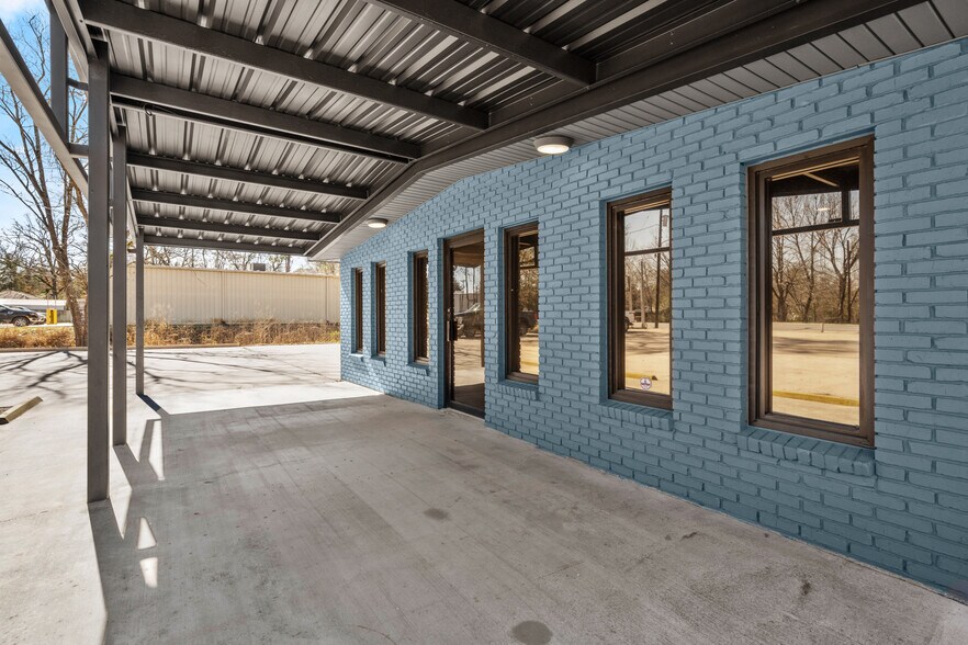 407 S Home St, Corrigan, TX à louer - Photo du bâtiment - Image 2 de 25