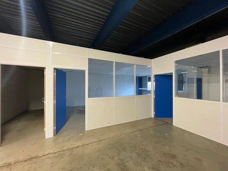 Industrial in Vitry-sur-Seine for lease - Interior Photo - Image 2 of 6