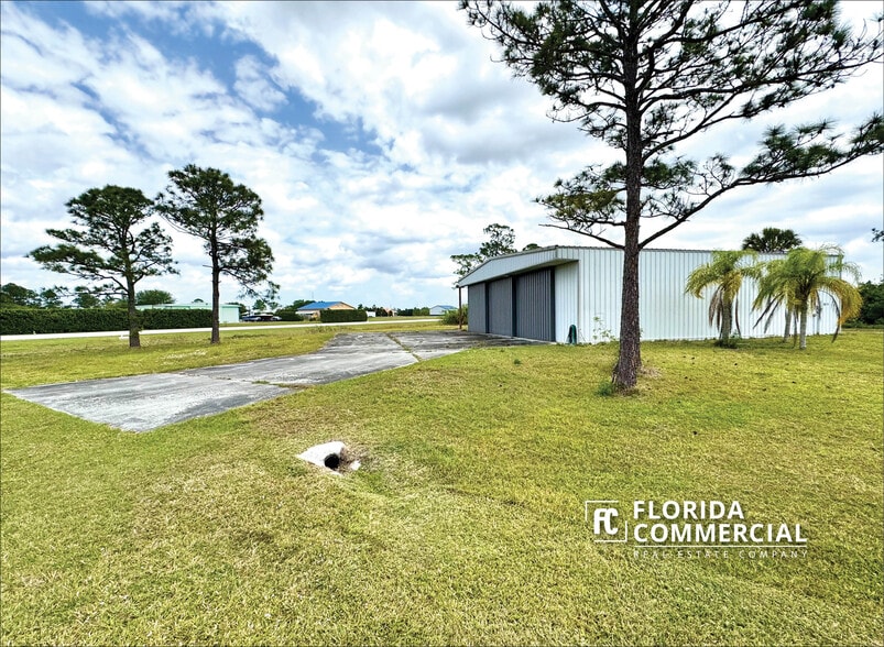 12370 Lear Pl, Saint Lucie West, FL for sale - Building Photo - Image 3 of 8