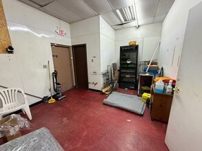 1089-1097 W Locust St, Wilmington, OH for lease Building Photo- Image 1 of 4