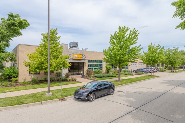 More details for 8100-8142 Monticello Ave, Skokie, IL - Industrial for Lease
