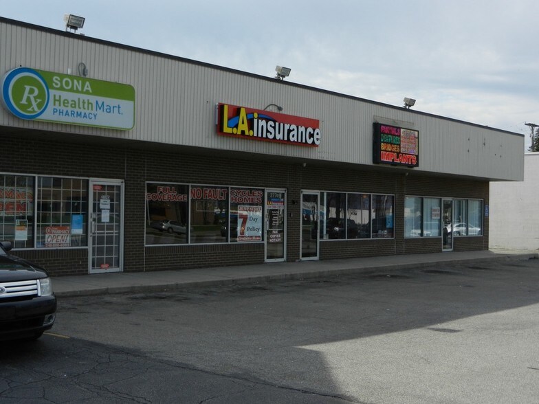 27741-27757 Dequindre Rd, Madison Heights, MI for lease - Building Photo - Image 2 of 5