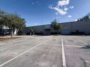 3191 W Colonial Dr, Orlando, FL for lease Interior Photo- Image 1 of 8
