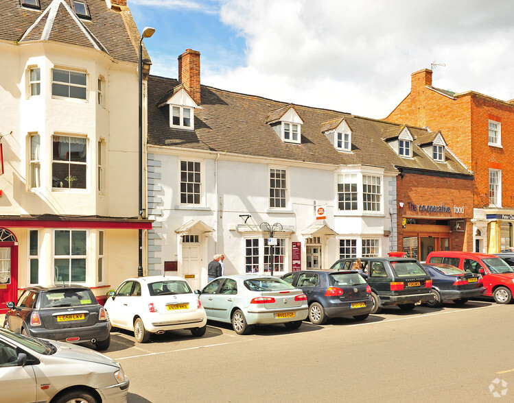 9-11 High St, Shipston On Stour à louer - Photo principale - Image 1 de 3