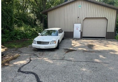 1650 E Huebbe Pky, Beloit, WI for lease Building Photo- Image 1 of 2