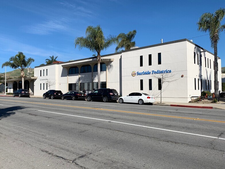 2601 E Main St, Ventura, CA à louer - Photo du bâtiment - Image 3 de 3