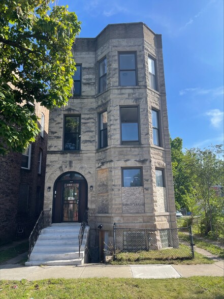 663 E 50th St, Chicago, IL à vendre - Photo du bâtiment - Image 1 de 5