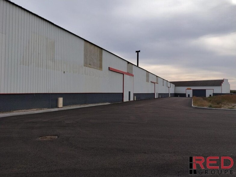 Manosque, Manosque for lease - Building Photo - Image 3 of 9