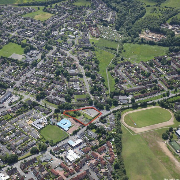 26 Carr House Dr, Durham à vendre - Photo du bâtiment - Image 2 de 8