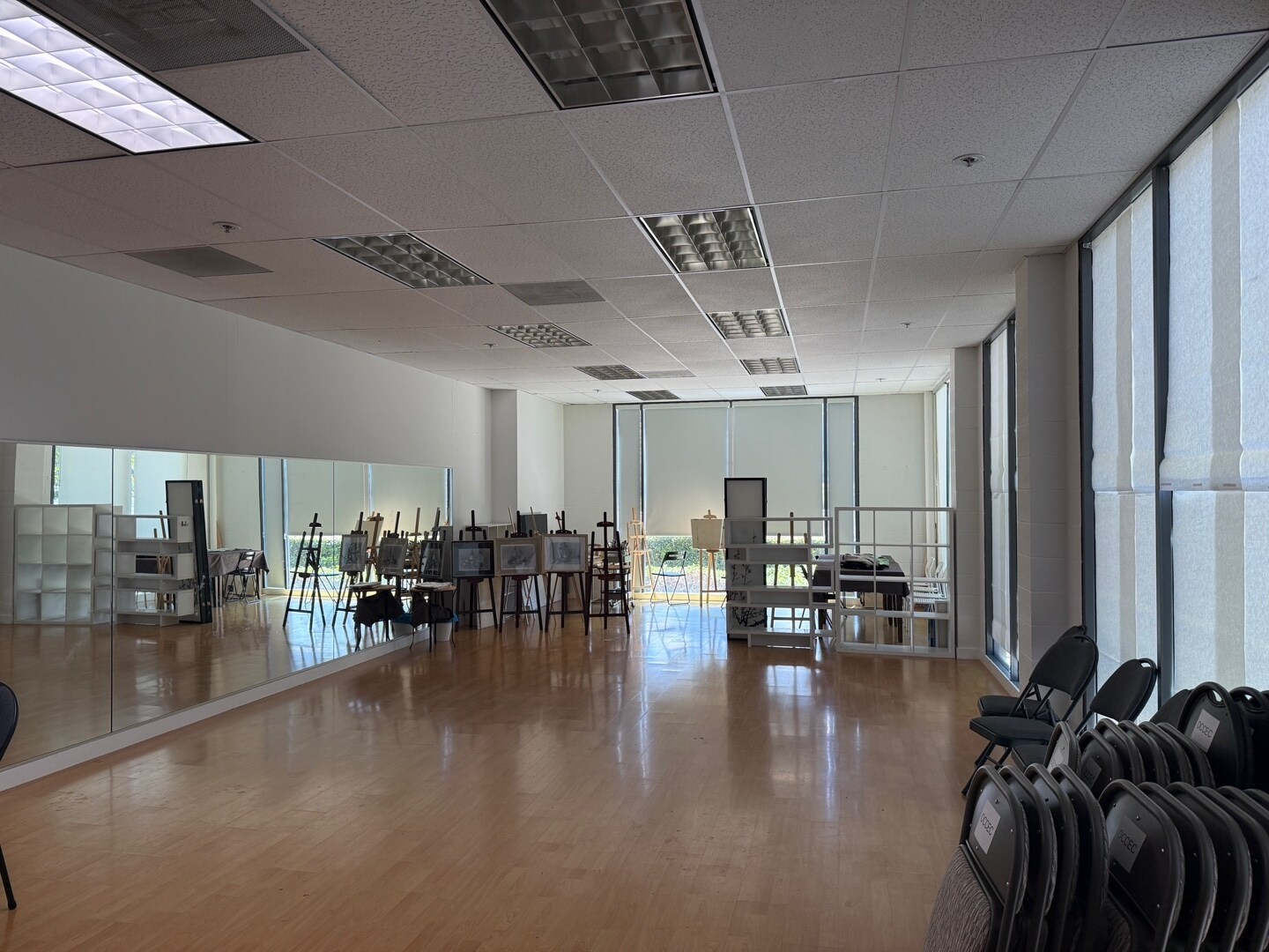 910 Roosevelt Ave, Irvine, CA à louer Photo intérieure- Image 1 de 6