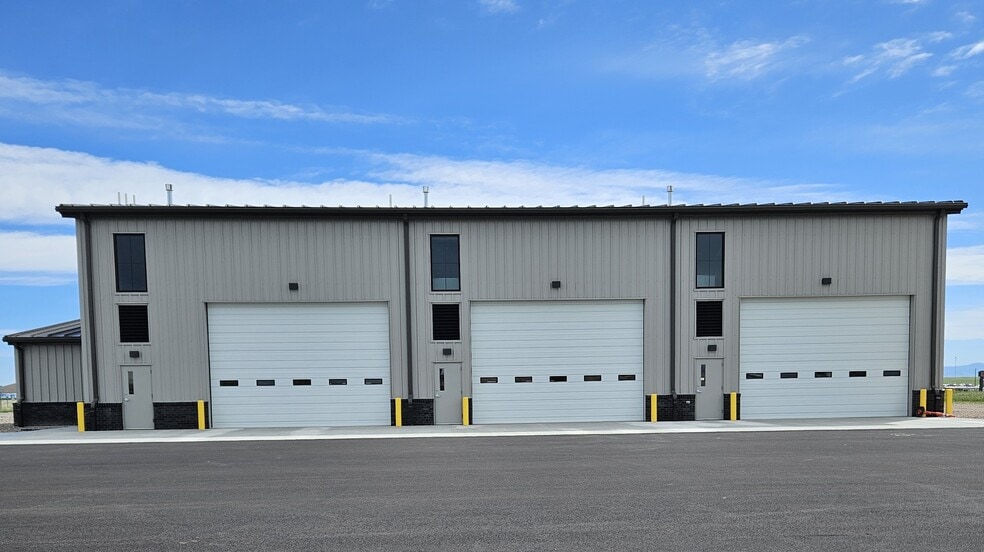 Great Falls International Airport, Great Falls, MT for lease - Building Photo - Image 3 of 13