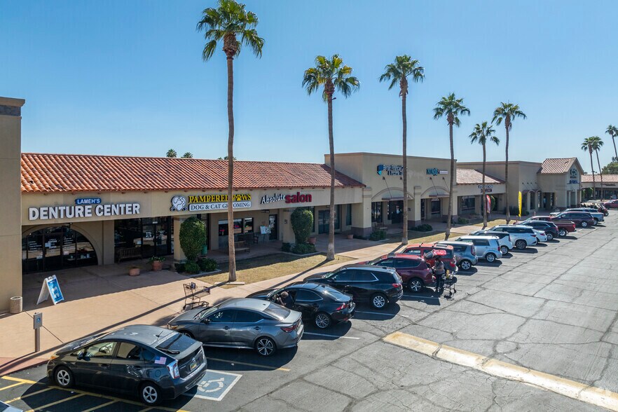 13503-13595 E Camino Del Sol, Sun City West, AZ à louer - Photo du bâtiment - Image 2 de 6