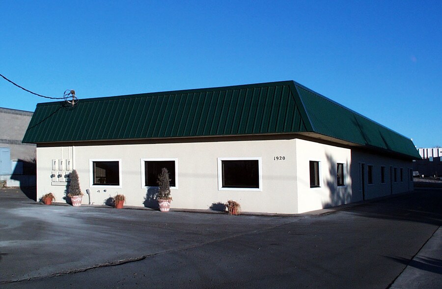 1920 Pike Rd, Longmont, CO à vendre - Photo du bâtiment - Image 2 de 7