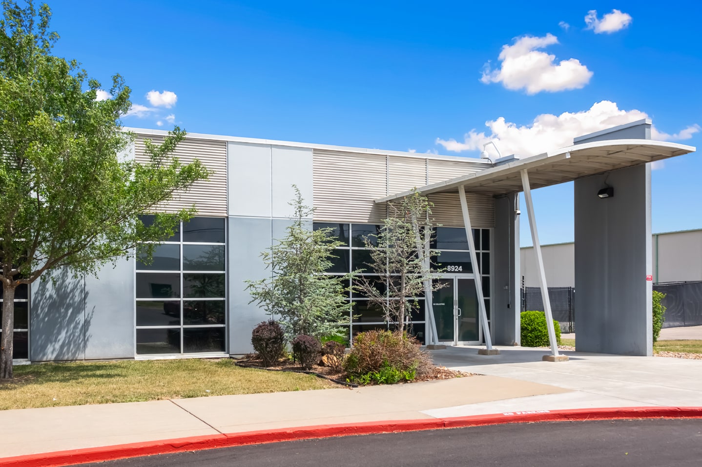 8924 E 35th St, Wichita, KS for sale Building Photo- Image 1 of 35