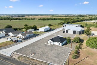 Plus de détails pour 1158 County Road 108, Hutto, TX - Industriel à louer