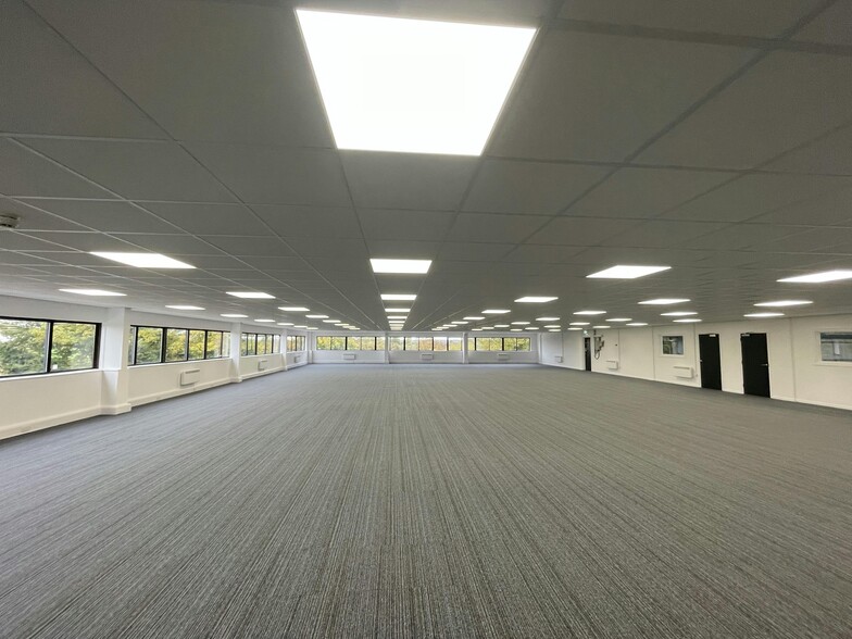 1 Warpsgrove Ln, Chalgrove for lease - Building Photo - Image 3 of 14