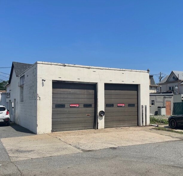 221-223 Park Ave, Rutherford, NJ for lease - Building Photo - Image 2 of 2