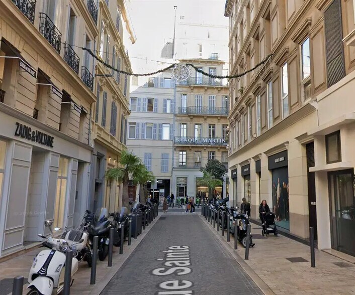 Commerce de détail dans Marseille à louer - Photo du bâtiment - Image 3 de 4