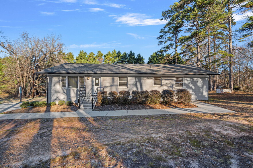 247 Unionville Indian Trail Rd W, Indian Trail, NC for sale - Building Photo - Image 1 of 1