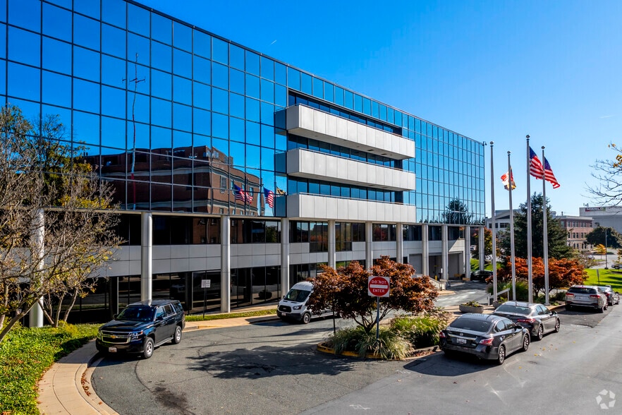 600 jefferson Plz, Rockville, MD for lease - Building Photo - Image 2 of 8