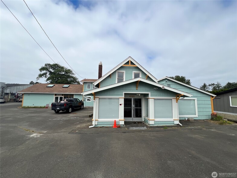 4705 Pacific Way, Seaview, WA à vendre - Photo du bâtiment - Image 1 de 41