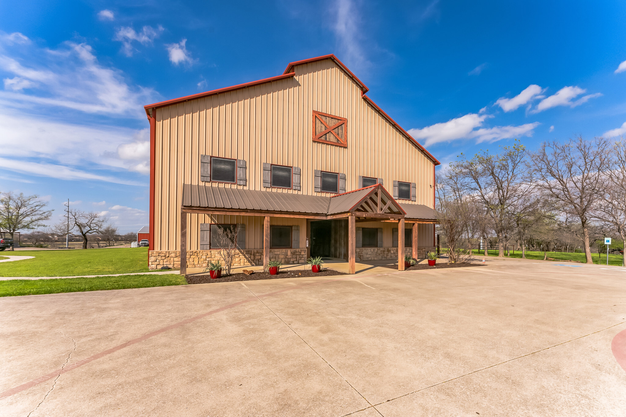2701 Hartlee Field Rd, Denton, TX for sale Building Photo- Image 1 of 26