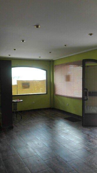 Commerce de détail dans Cáceres, Cáceres à vendre - Photo du bâtiment - Image 1 de 4