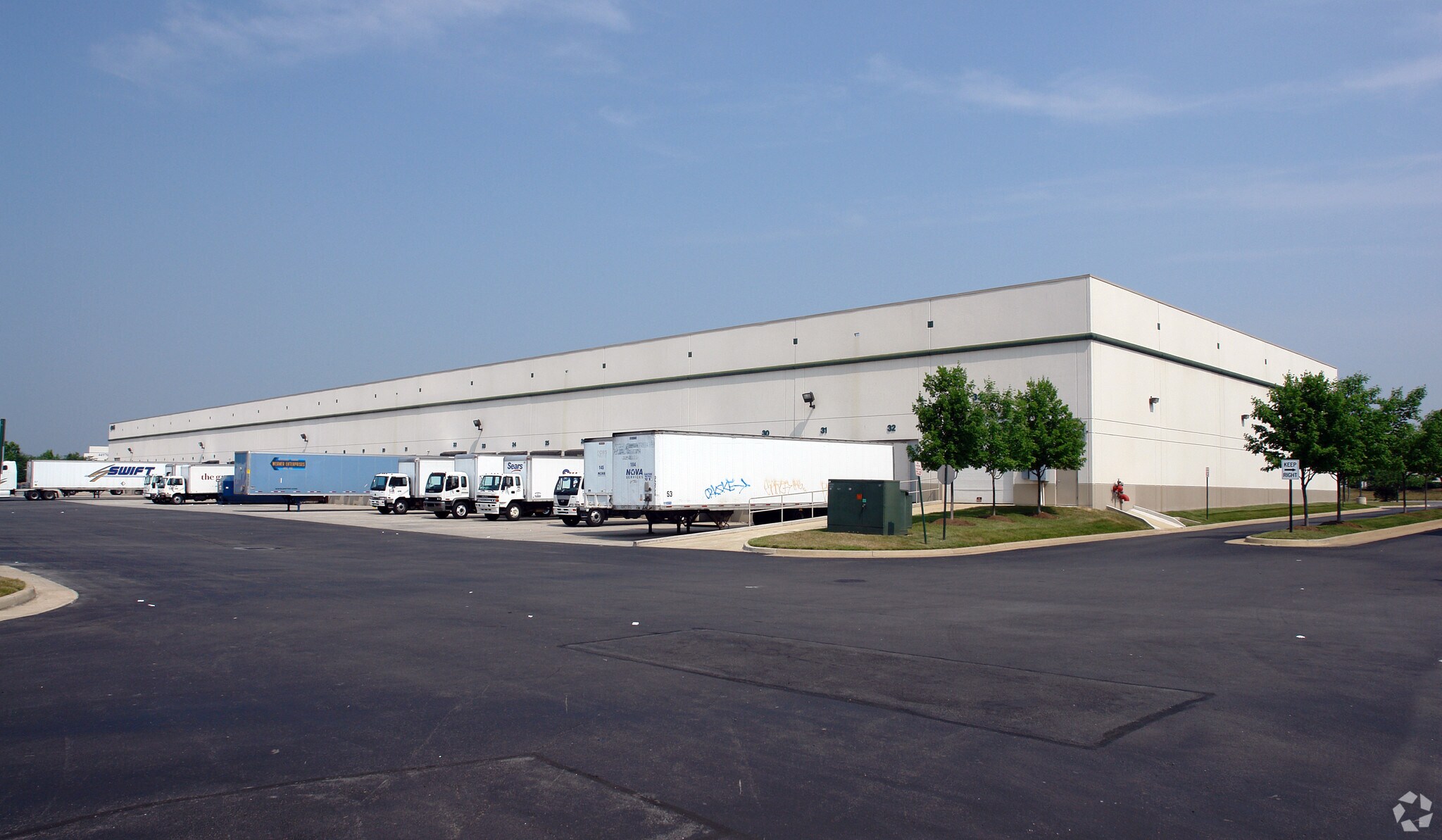 45065 Old Ox Rd, Dulles Town Center, VA for lease Primary Photo- Image 1 of 7