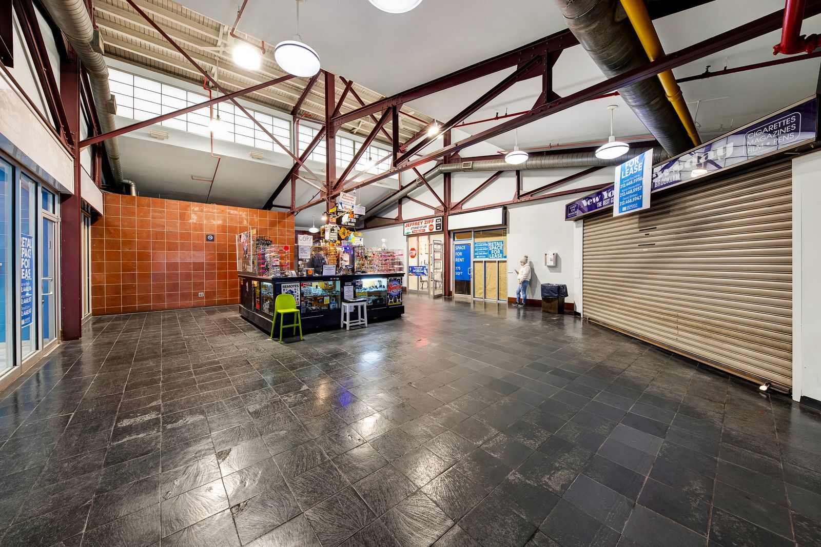 2875 W Eighth St, Brooklyn, NY for lease Interior Photo- Image 1 of 4