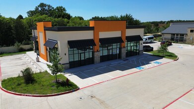 914 W 1st St, Justin, TX à louer Photo intérieure- Image 1 de 9