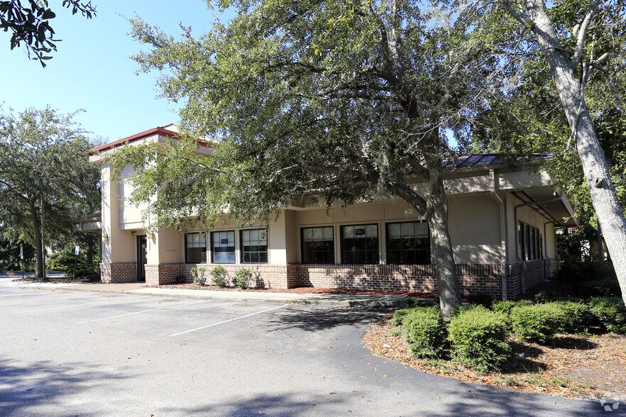 439 William Hilton Pky, Hilton Head Island, SC for lease - Building Photo - Image 2 of 8