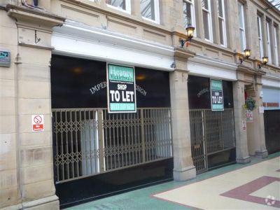 Imperial Arcade, Huddersfield for lease - Primary Photo - Image 1 of 9