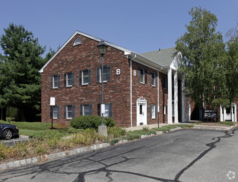 530 E Main St, Chester, NJ à vendre - Photo principale - Image 1 de 1