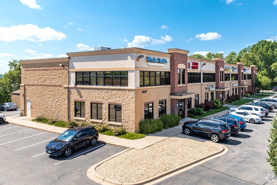 8617 W Point Douglas Rd, Cottage Grove, MN for lease - Primary Photo - Image 1 of 7
